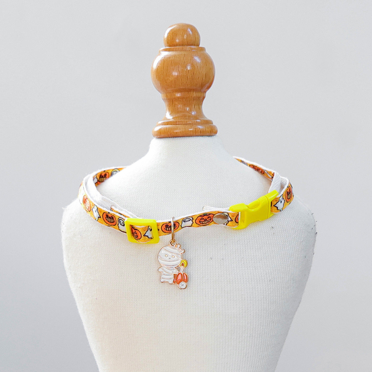 Kumago® Halloween Collar
